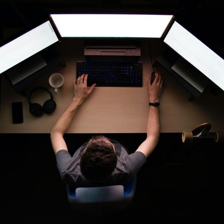 Опытные аналитики